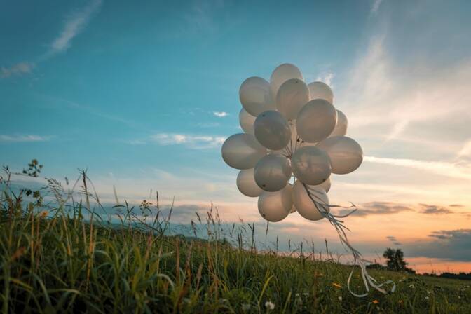 Hari Balon Putih