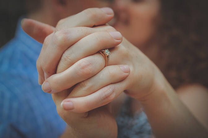 Día del Beso a tu Prometido o Prometida