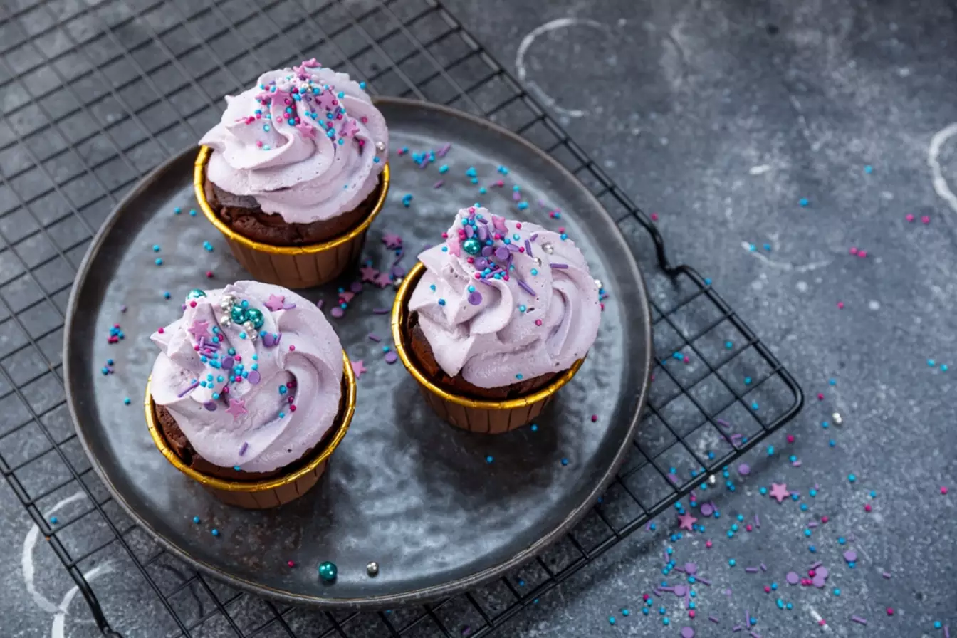 Birine Cupcake Verme Ulusal Günü
