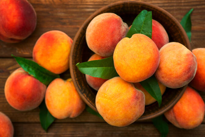 День «Съешь персик»