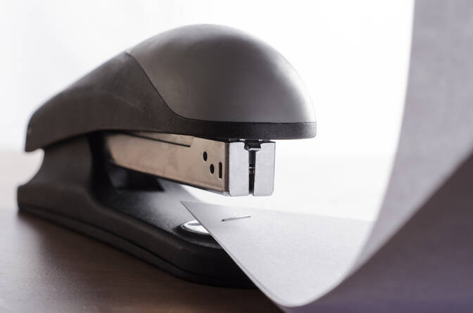 Día de Rellenar las Engrapadoras