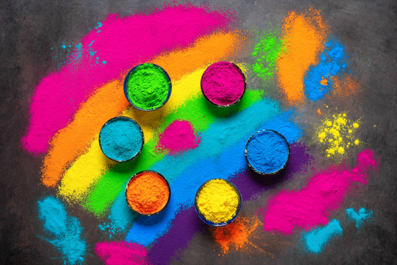 significance of holi colors