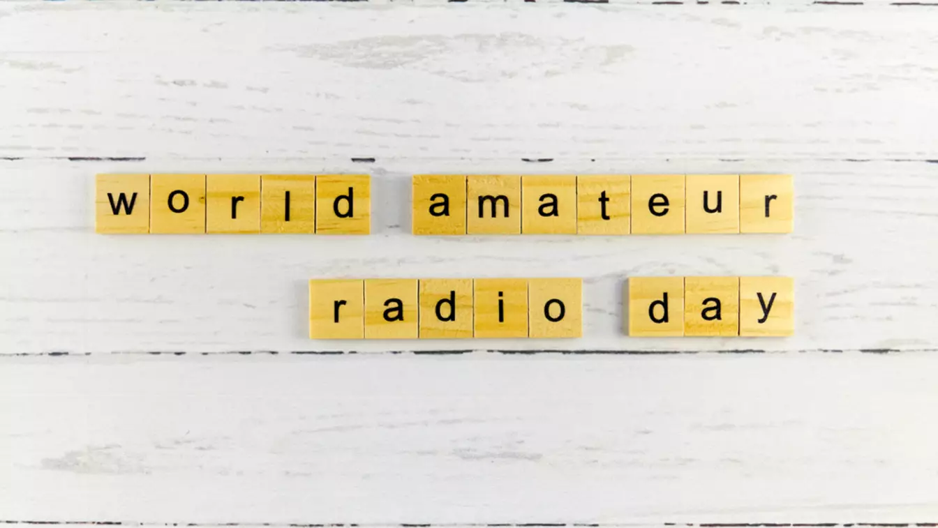 Hari Radio Amatir Sedunia