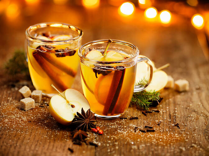 National Hot Mulled Wine Day