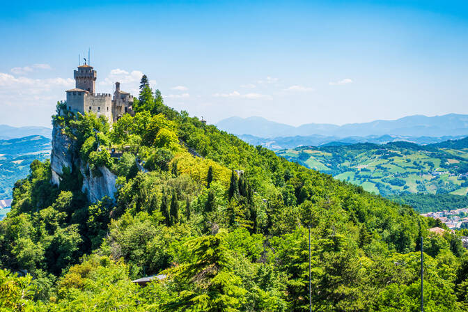 Feest van St. Marino en Dag van de Stichting van de Republiek